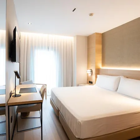 Zenit Hotel 4*