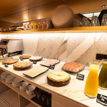 Hotel Zenit 4*