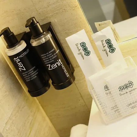Zenit Hotel 4*