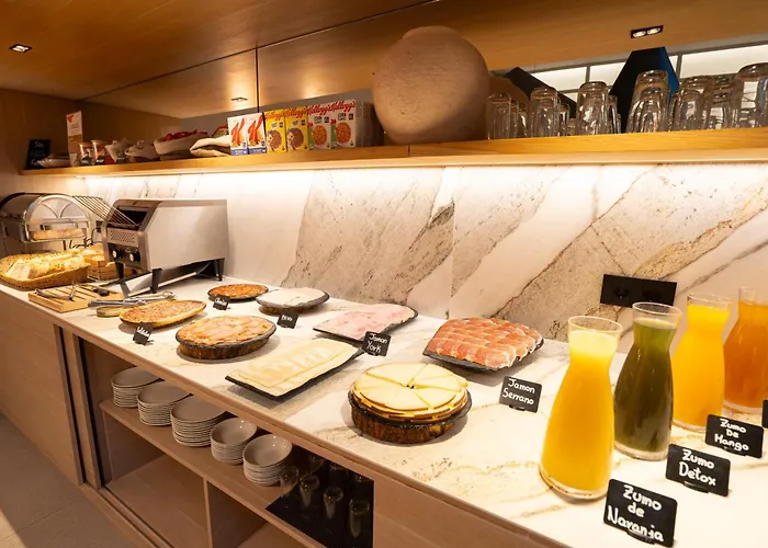 Ξενοδοχείο Zenit 4*